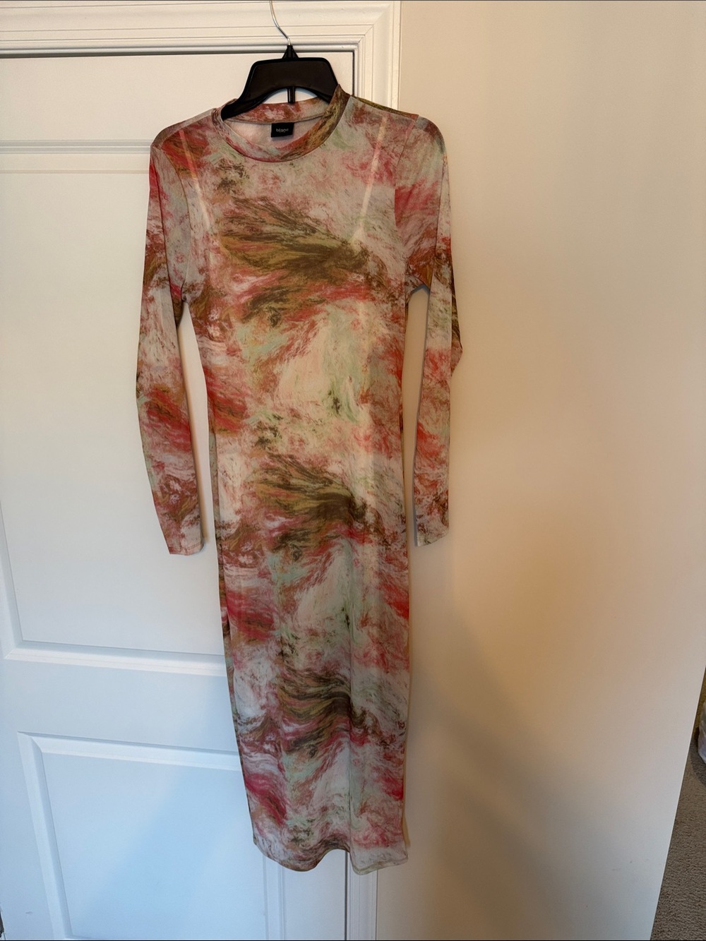 Long Sleeve Marble-Print Maxi Dress in Green & Pink